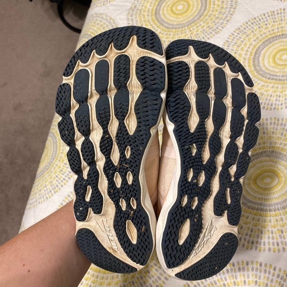 Altra Provision 6 - Picture 5 of 7